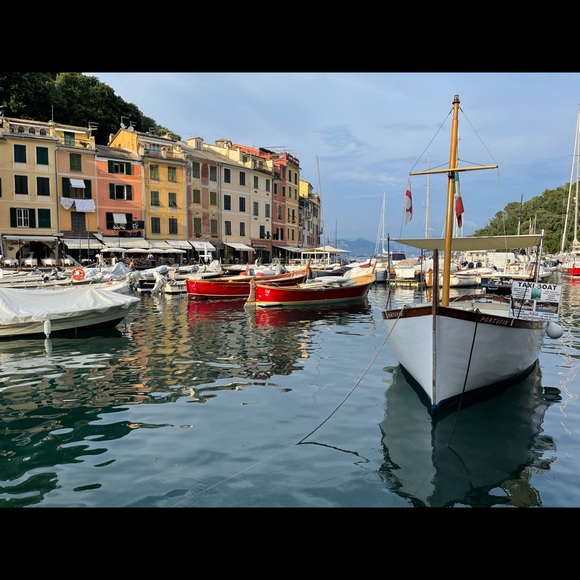 Meet your Posher, Perfect Kini - Picture 6 of 16